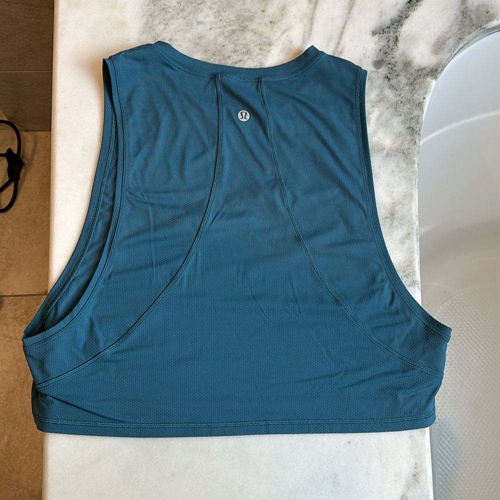 lululemon athletica Teal Cropped Muscle Tank - Picture 2 of 2